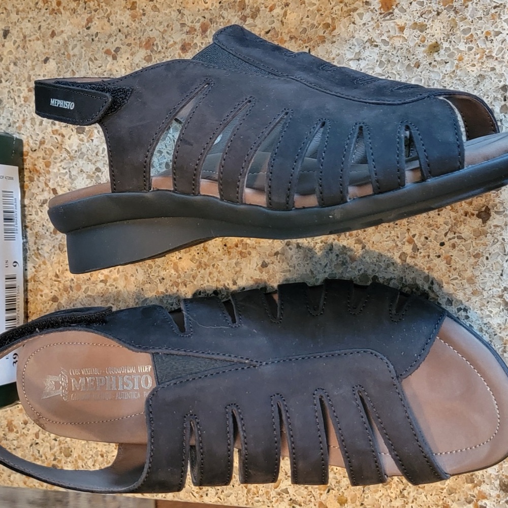 Mephisto Praline Sandal - Black Leather Fisherman